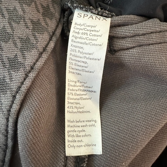 SPANX Jean-Ish Houndstooth Plaid Leggings Pants PullOn Waist Slimming Black Gray - Picture 9 of 11
